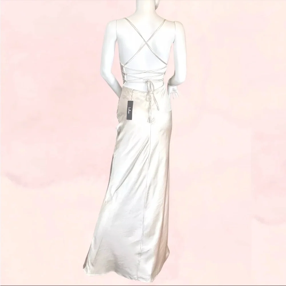 Elegant Cream Satin Slip Dress - Picture 3 of 5